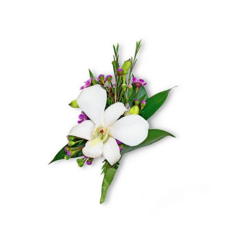 Flawless Boutonniere